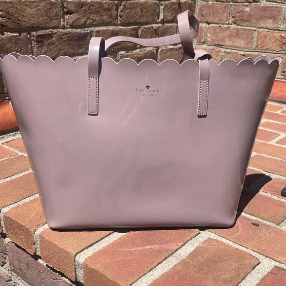 Kate Spade New York ‘Lily Avenue’ patent Carrigan tote...